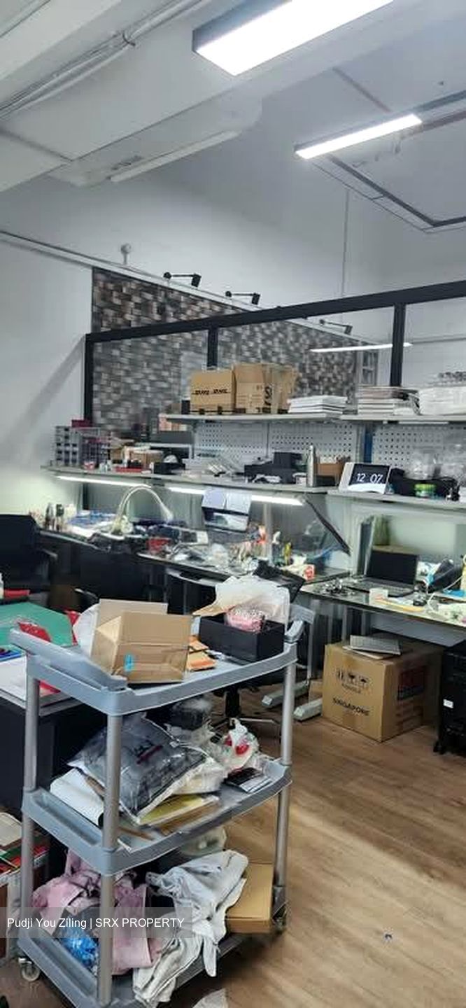 S9 (D19), Factory #547966891